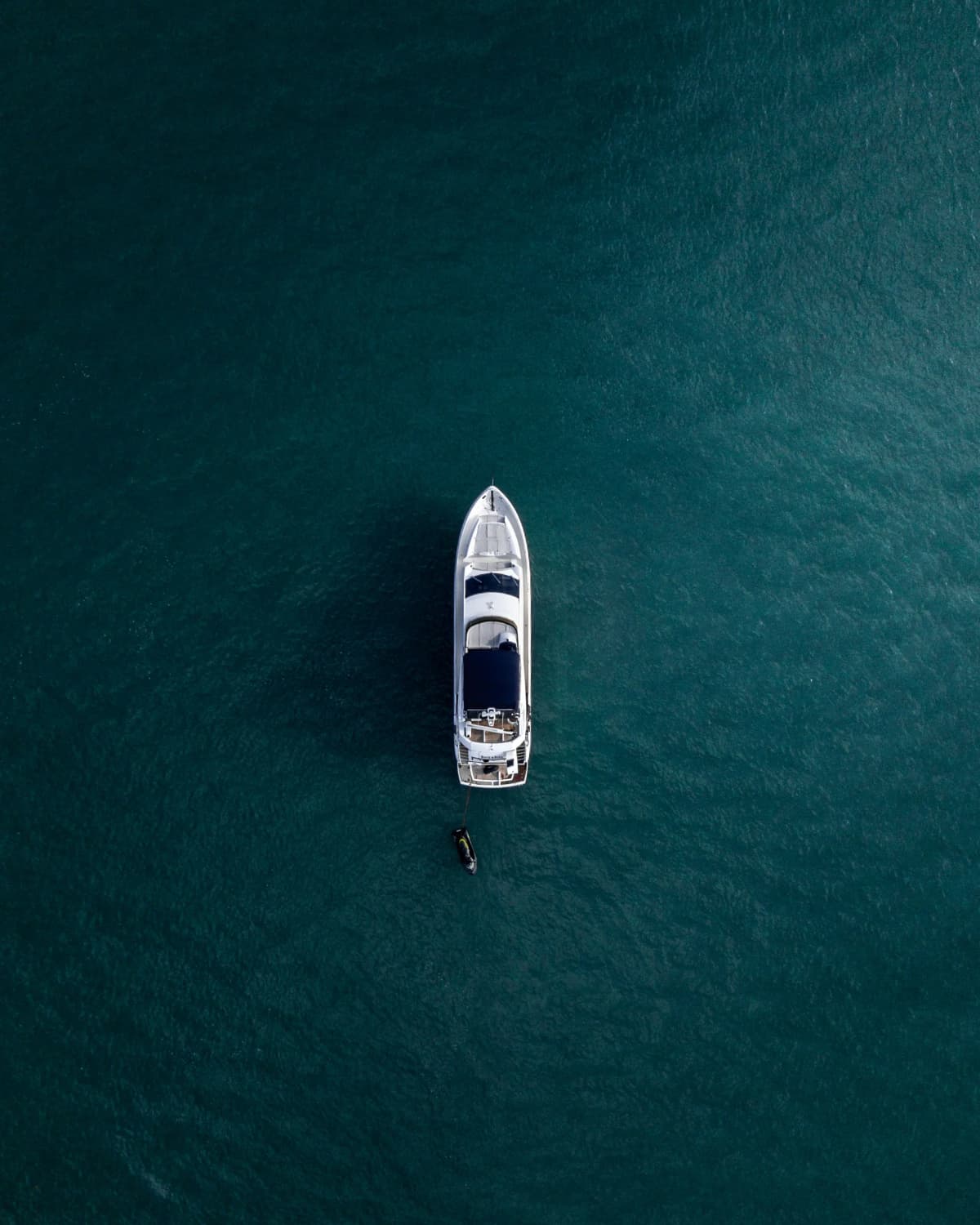 Boat in the middle of the sea